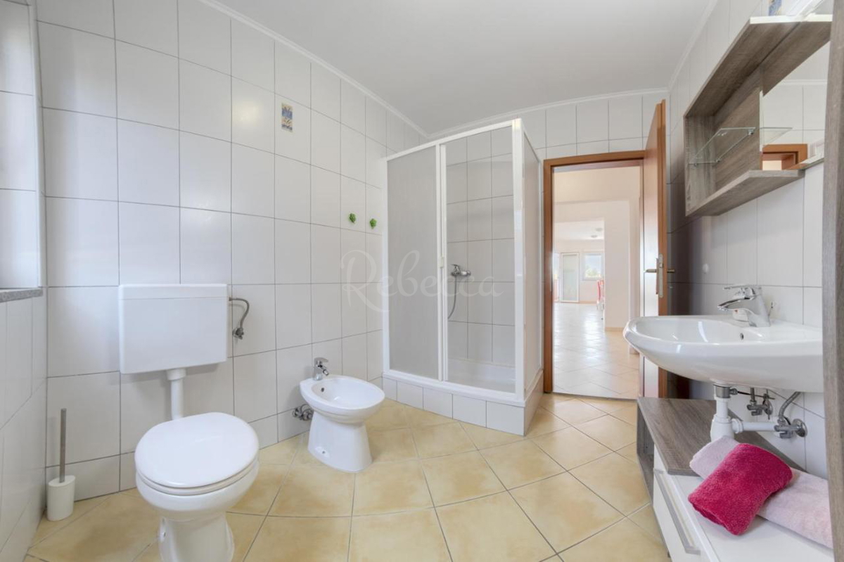 Villa con piscina, dintorni di Ližnjan