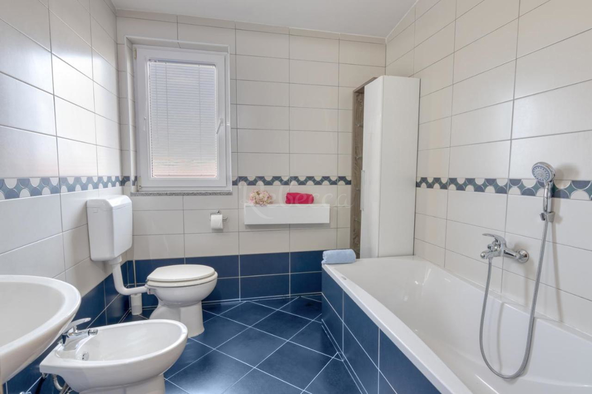 Villa con piscina, dintorni di Ližnjan