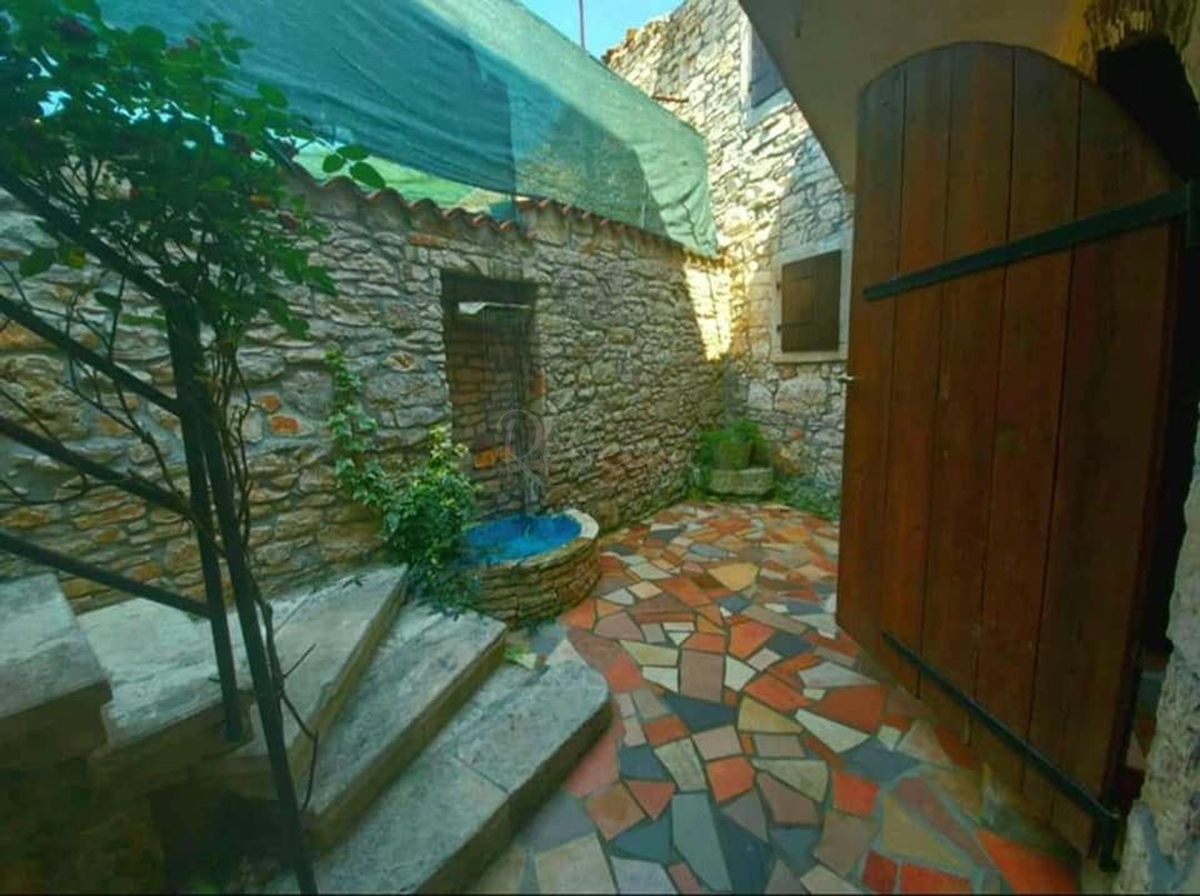 Casa a Medolino con vista mare