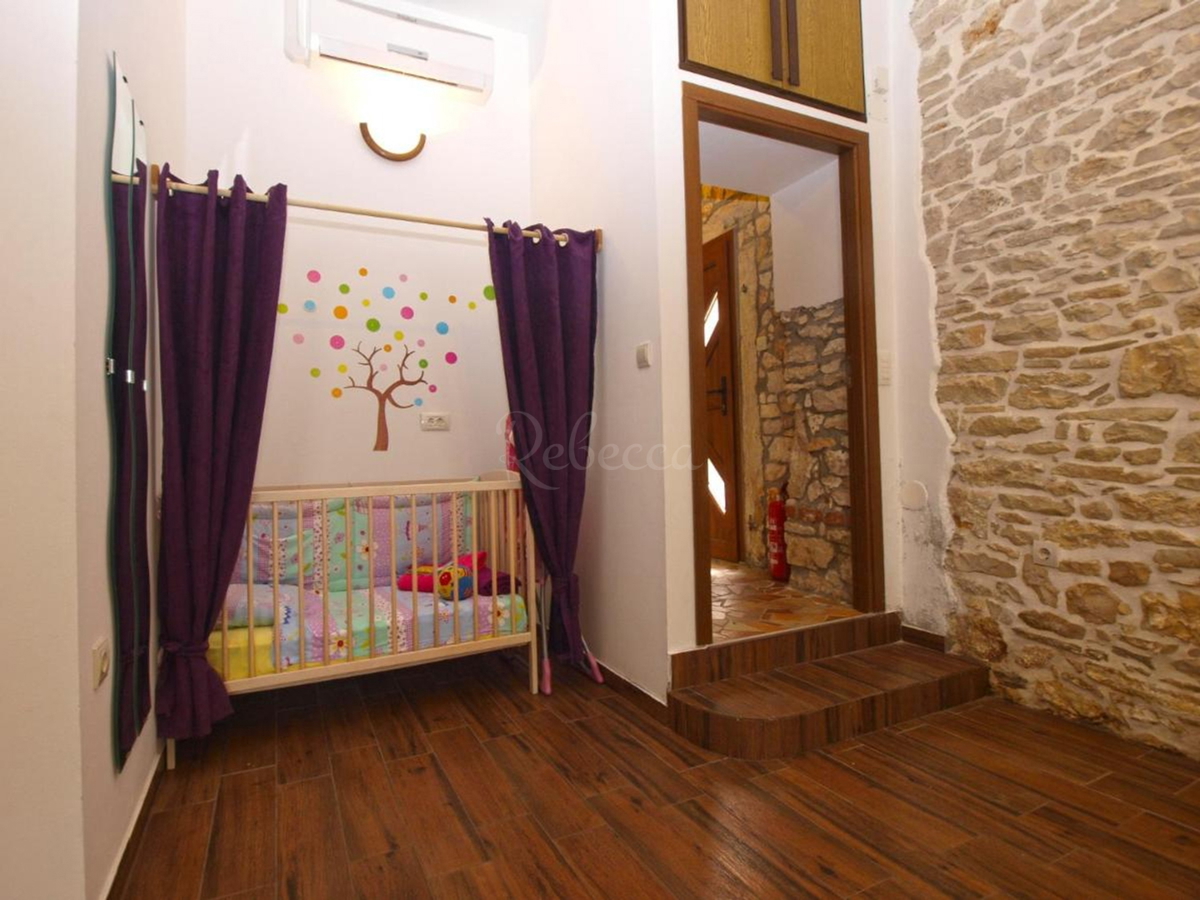 Casa a Medolino con vista mare