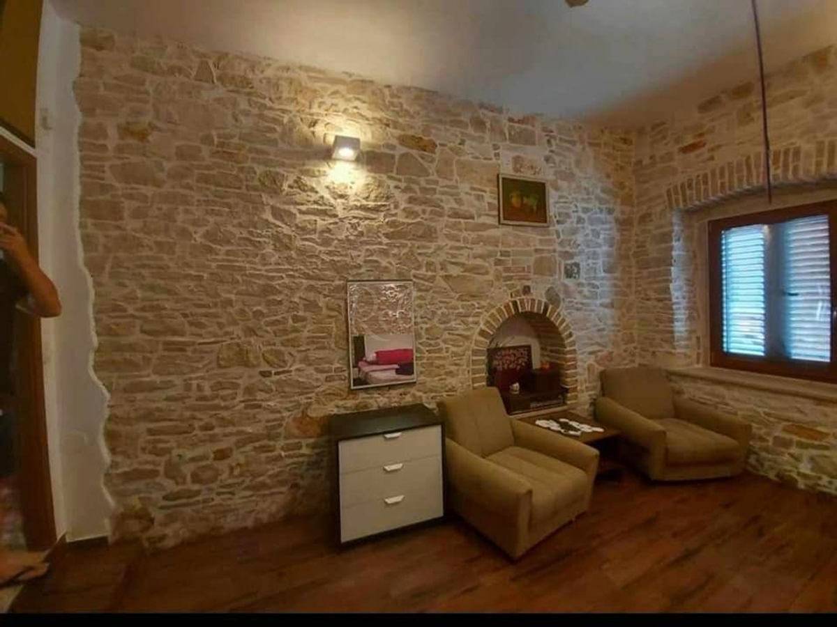 Casa a Medolino con vista mare
