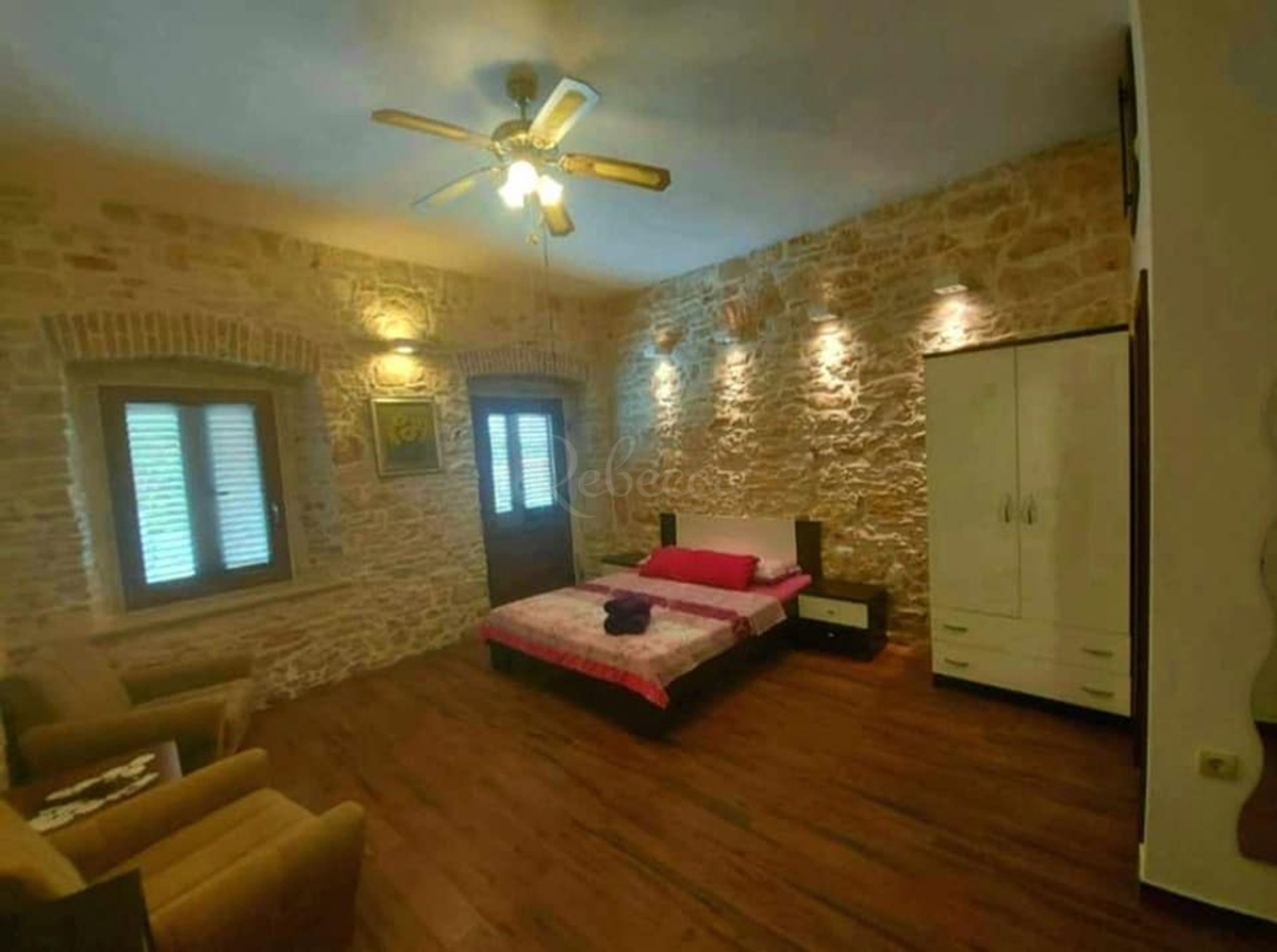 Casa a Medolino con vista mare