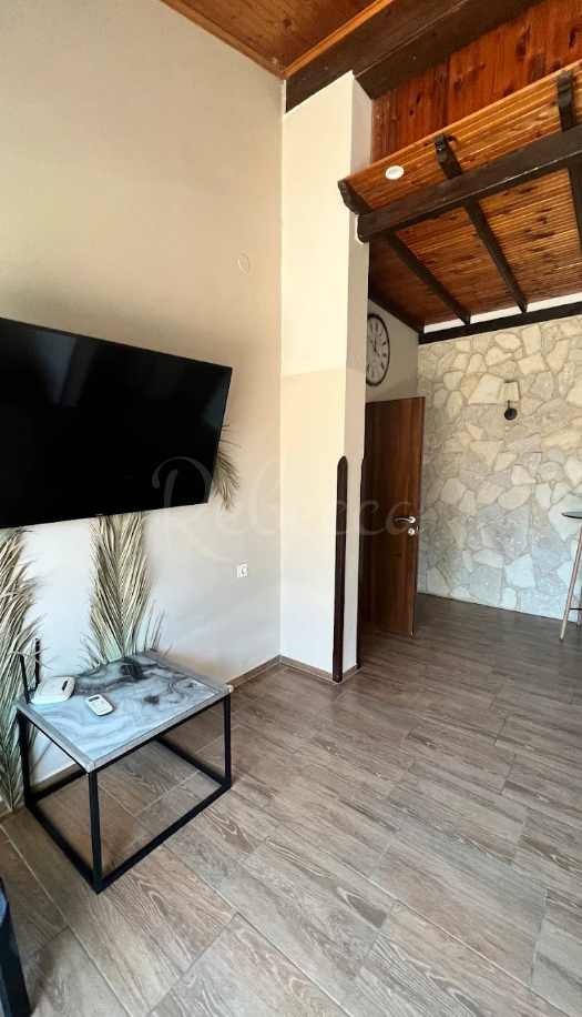 Casa con sei appartamenti, 350 m2, Premantura