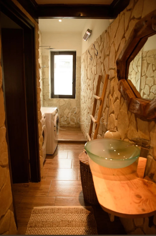 Casa con sei appartamenti, 350 m2, Premantura
