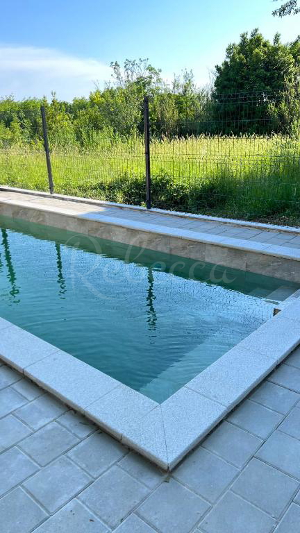Casa con sei appartamenti, 350 m2, Premantura