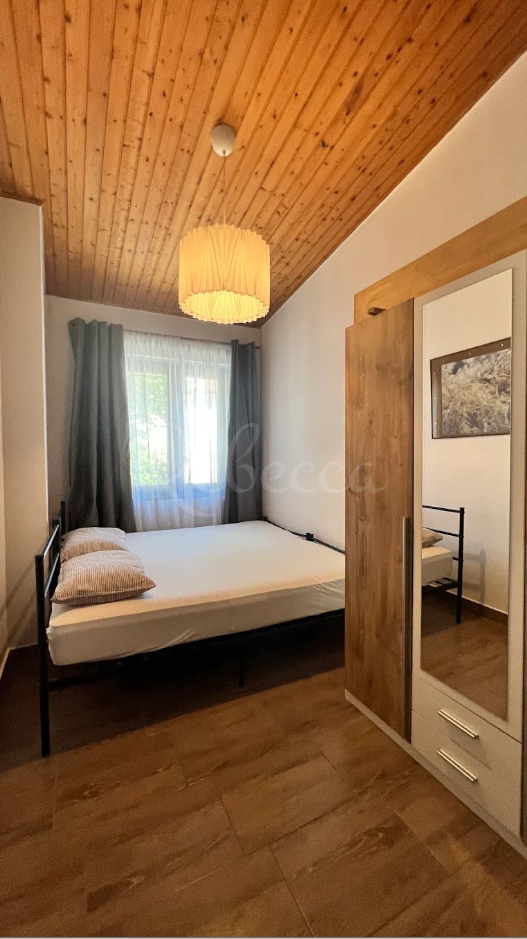 Casa con sei appartamenti, 350 m2, Premantura