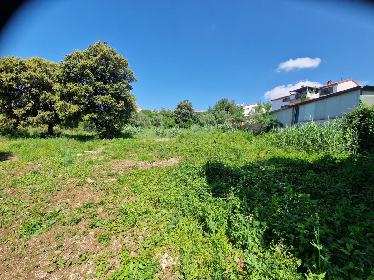 Terreno edificabile con vista mare, a 200 m dal mare