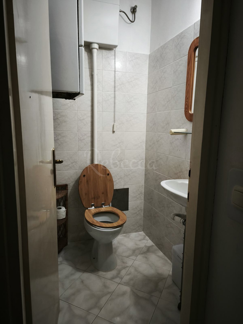 Appartamento Pula Veruda, grande terrazza, a 500 metri dalla spiaggia