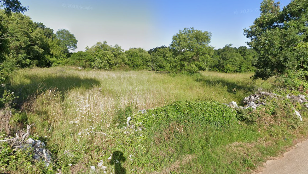 Terreno edificabile, 3350 m2, periferia di Barban