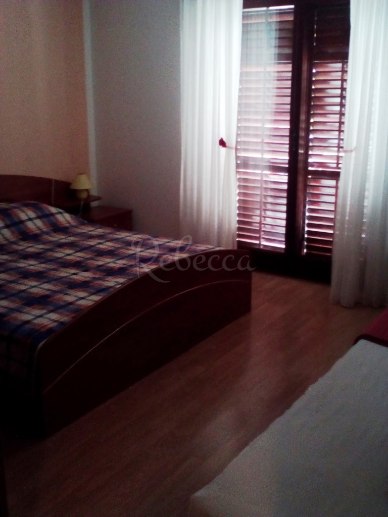Palazzina, 330 m2, vista mare, Fasana