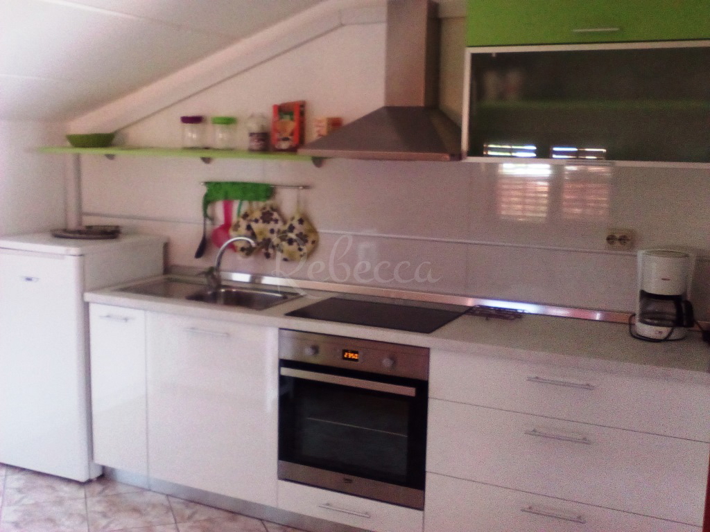 Palazzina, 330 m2, vista mare, Fasana