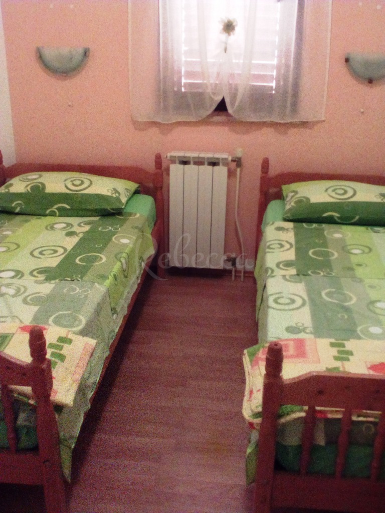 Palazzina, 330 m2, vista mare, Fasana