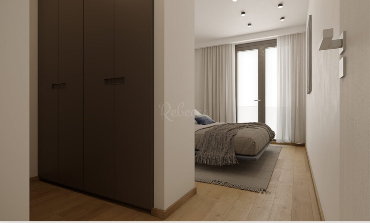 Appartamento di lusso, 2 piano, ascensore, centro di Pola, NUOVO