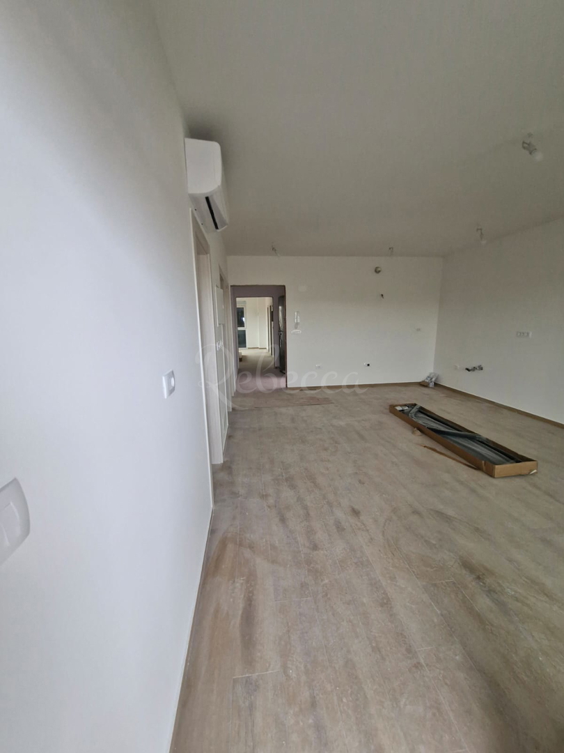 Attico vista mare, 3 camere da letto, 2 piano, 96 m2, parcheggio, Medolino, NUOVO