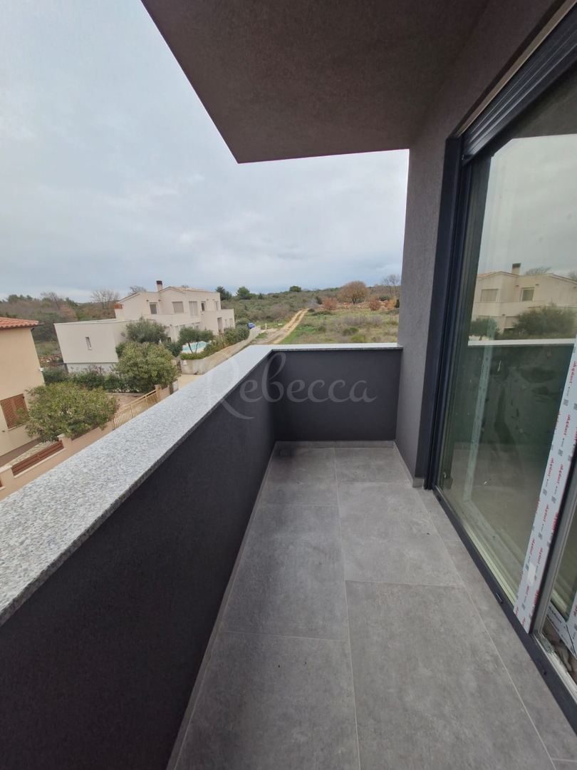 Attico vista mare, 3 camere da letto, 2 piano, 96 m2, parcheggio, Medolino, NUOVO