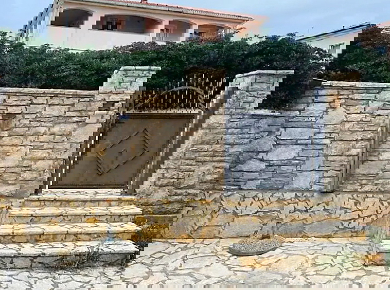 Liznjan, appartamento bilocale 90 m2, piano terra