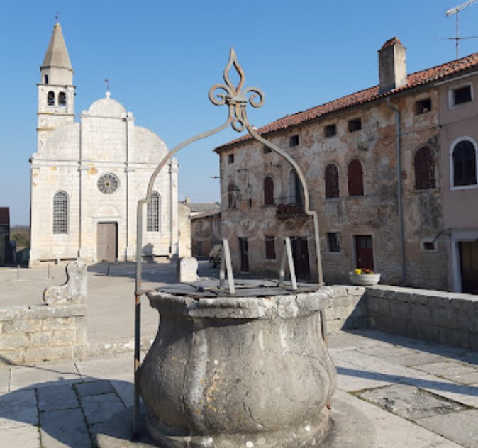 Istria, Sanvincenti, lussuosa villa in pietra con piscina, vista mare