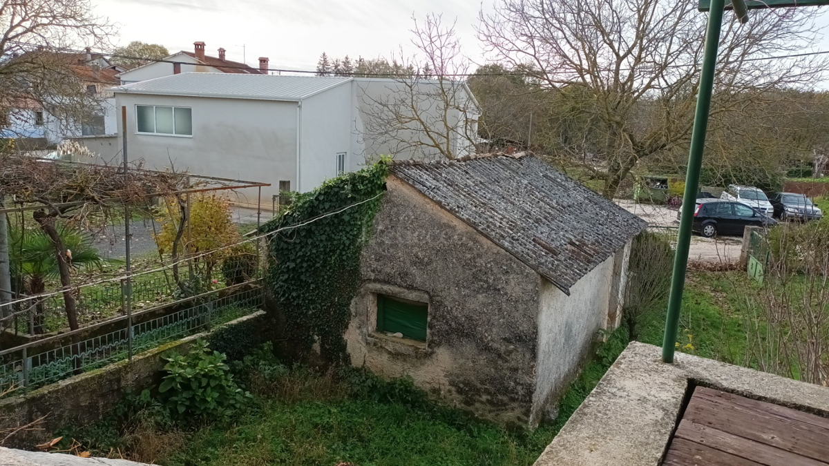 Pisino, dintorni: Casa con giardino