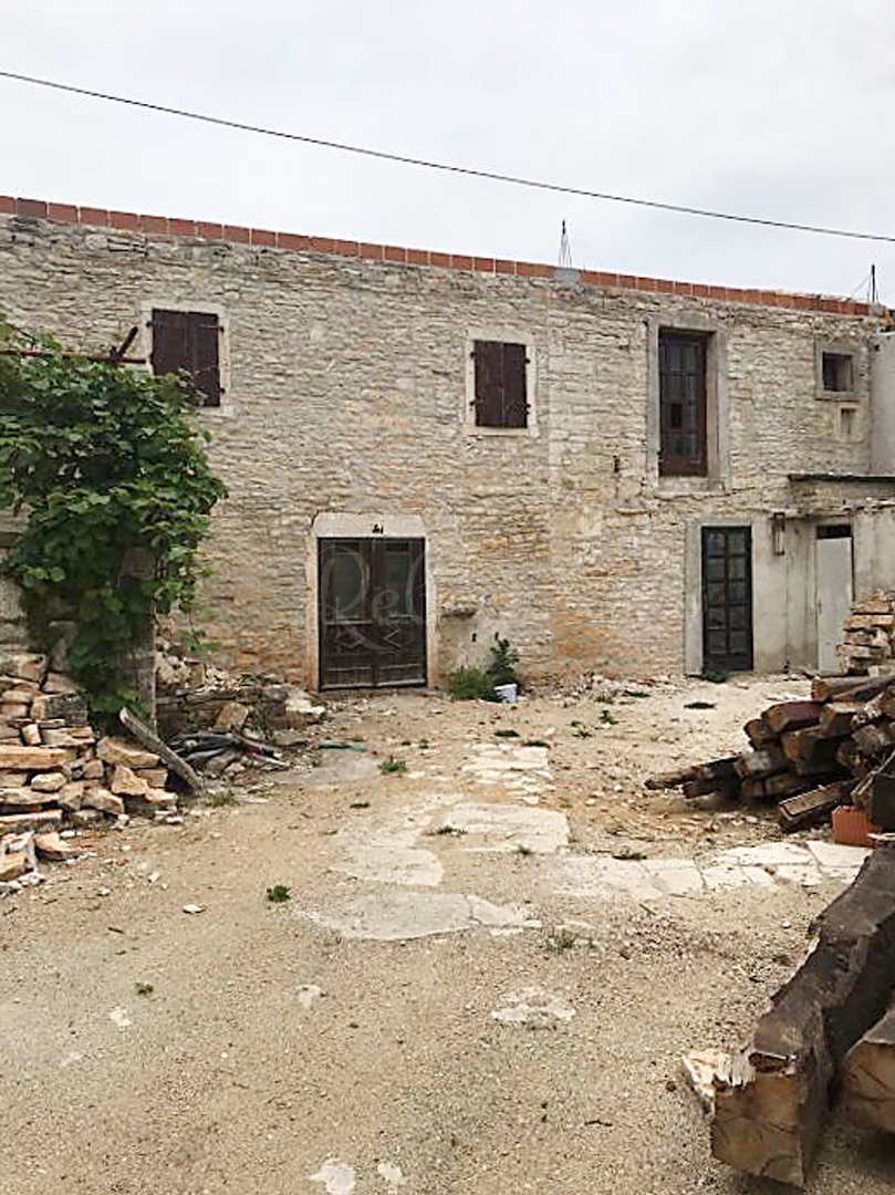 Casa in pietra d'Istria da ristrutturare, Canfanaro