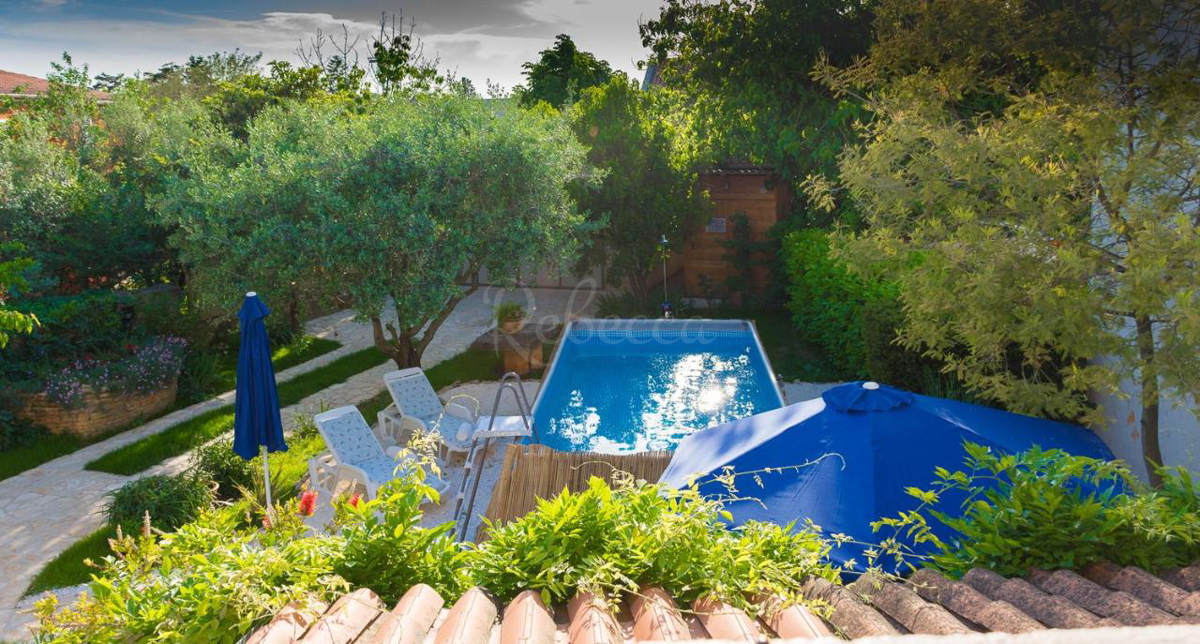 VILLA NATIVA RISTRUTTURATA A ŠIŠAN