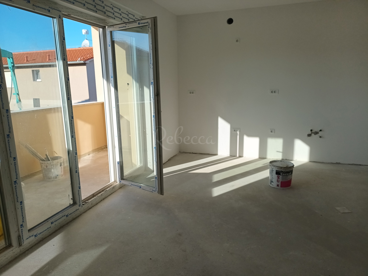 Appartamento secondo piano, 58,50 m2, 2 camere da letto, parcheggio, Valdebek