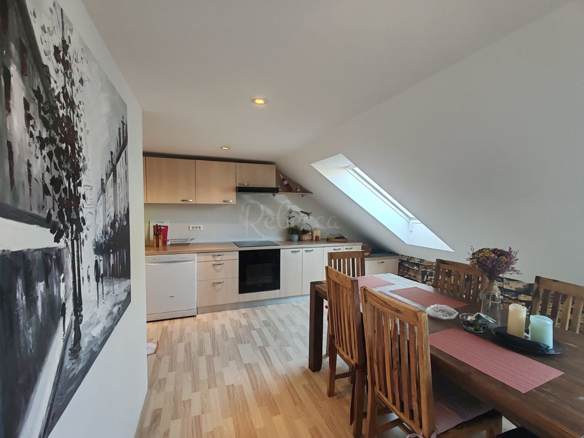 Appartamento ristrutturato nel centro di Pola di 66 m2