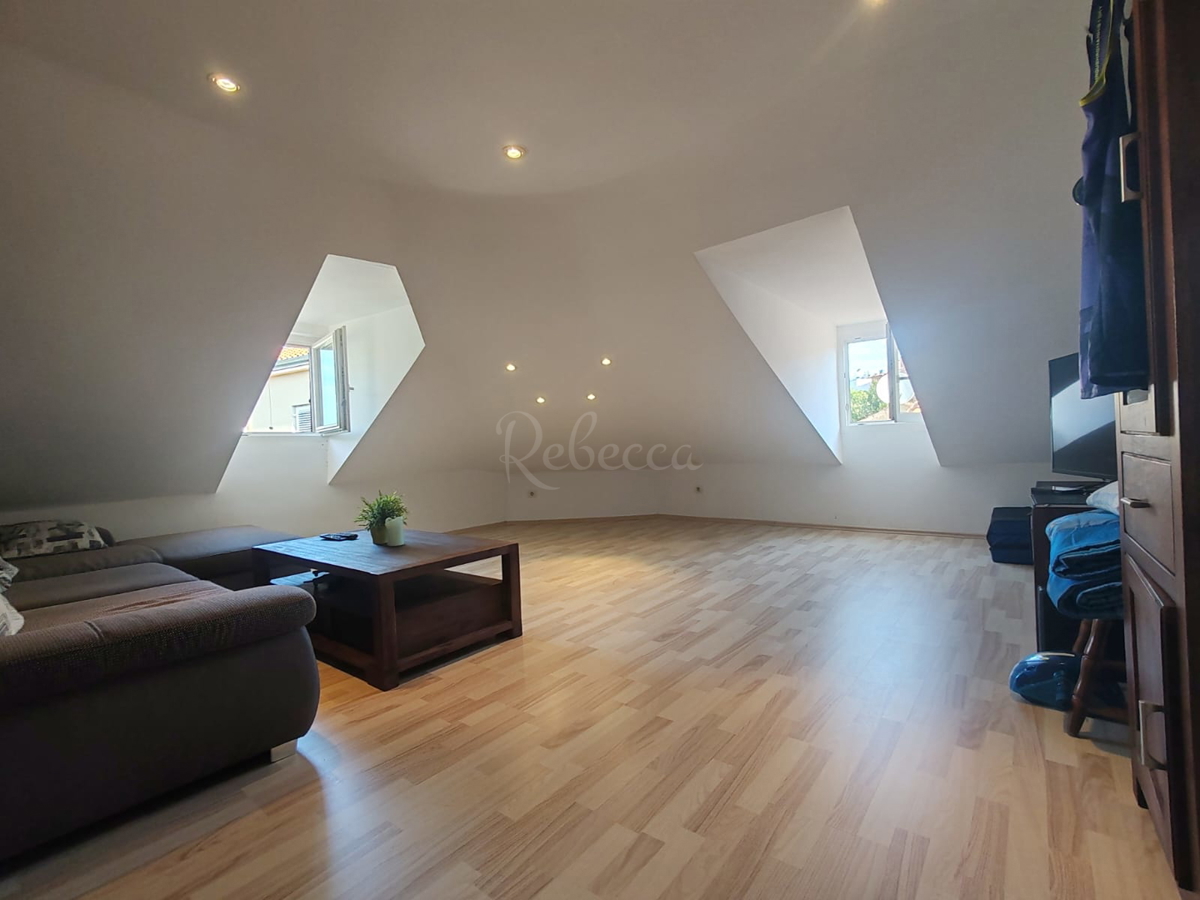 Appartamento ristrutturato nel centro di Pola di 66 m2