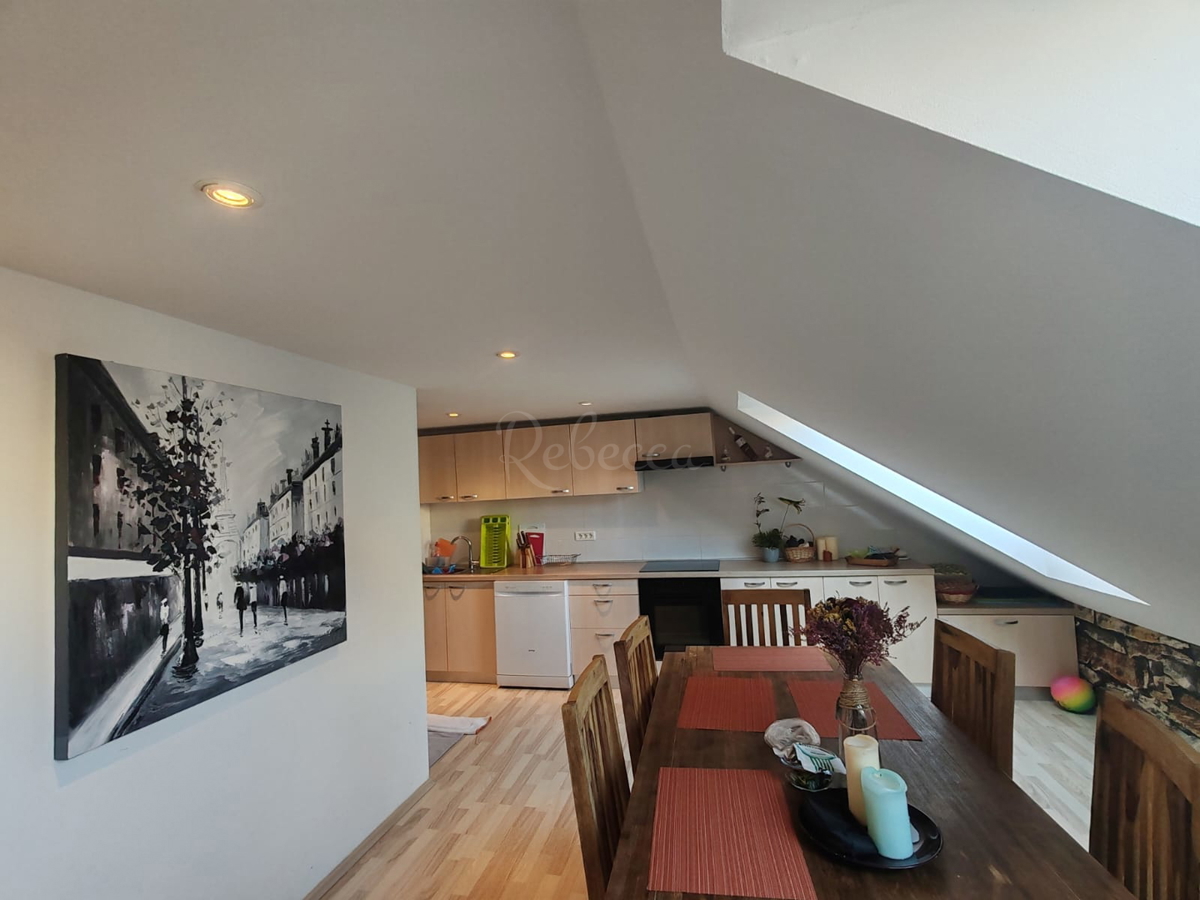 Appartamento ristrutturato nel centro di Pola di 66 m2