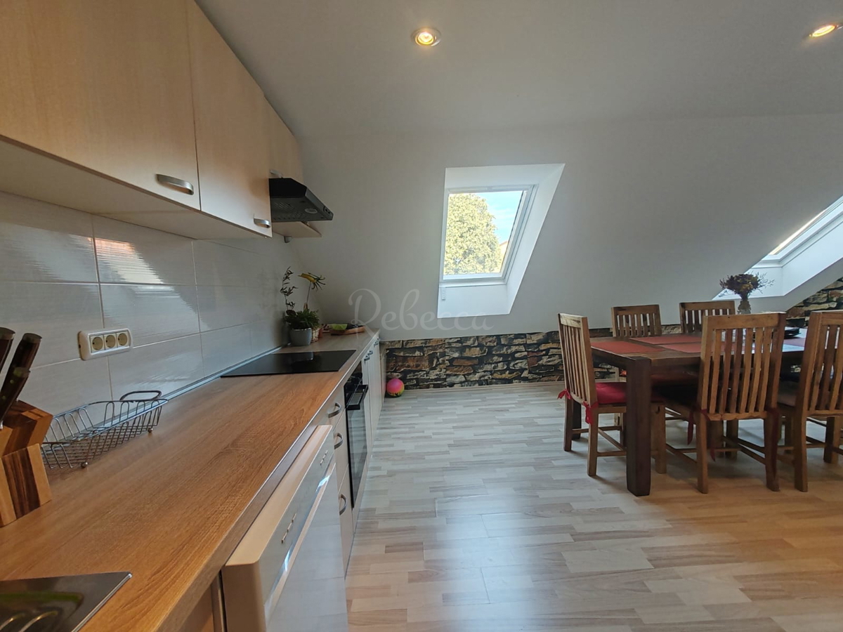 Appartamento ristrutturato nel centro di Pola di 66 m2