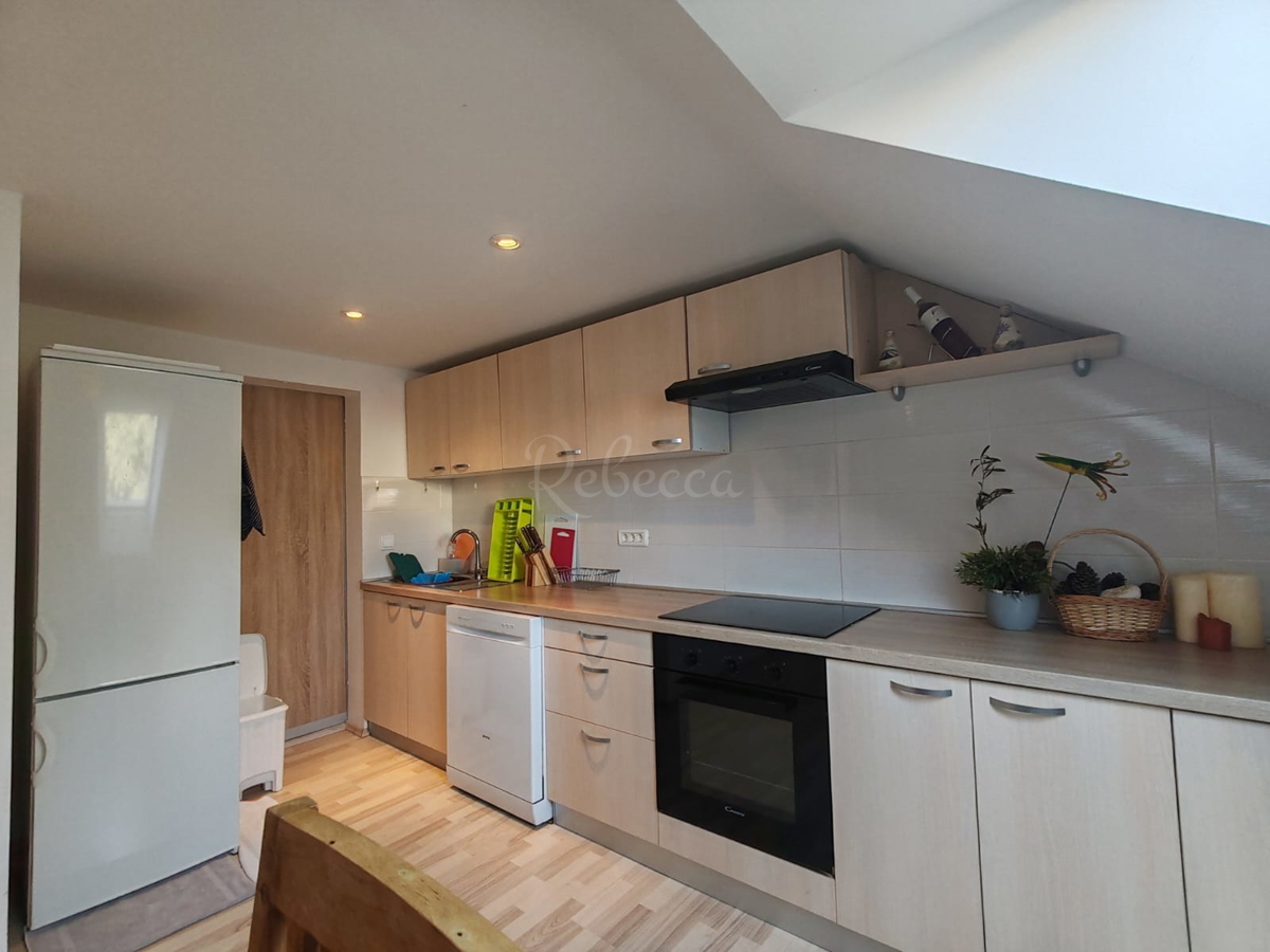 Appartamento ristrutturato nel centro di Pola di 66 m2