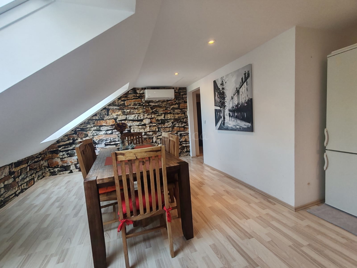 Appartamento ristrutturato nel centro di Pola di 66 m2