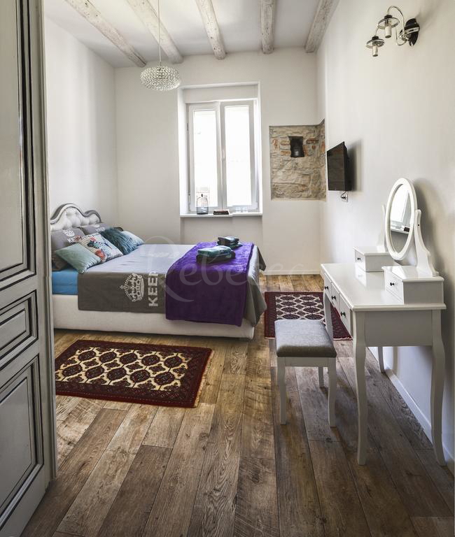 B&B accanto all&apos;Arena, con un&apos;enorme terrazza e vista panoramica sul mare