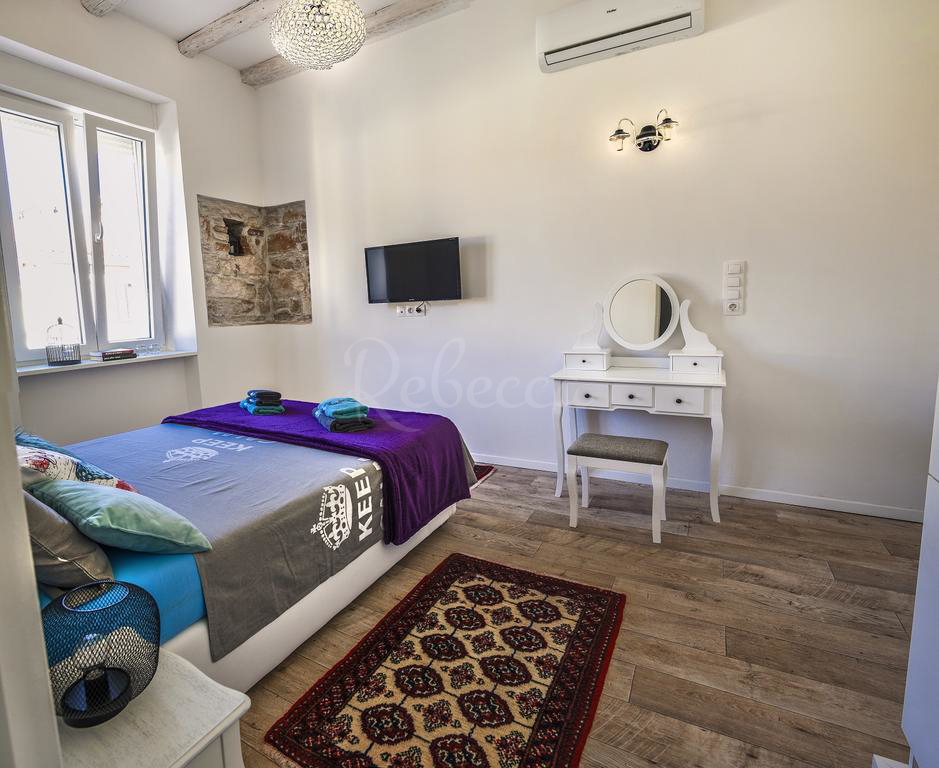 B&B accanto all&apos;Arena, con un&apos;enorme terrazza e vista panoramica sul mare