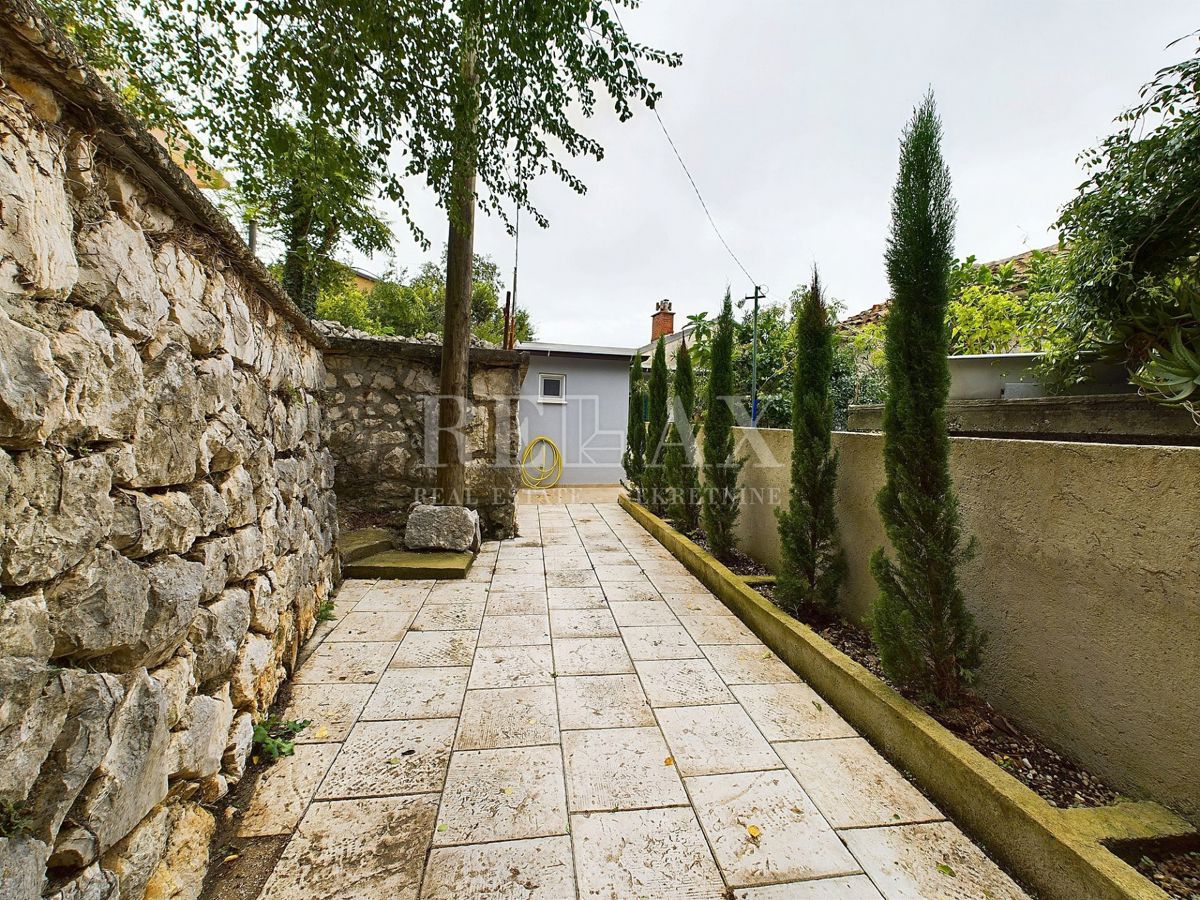 Dramalj - Casa di pietra ristrutturata con vista