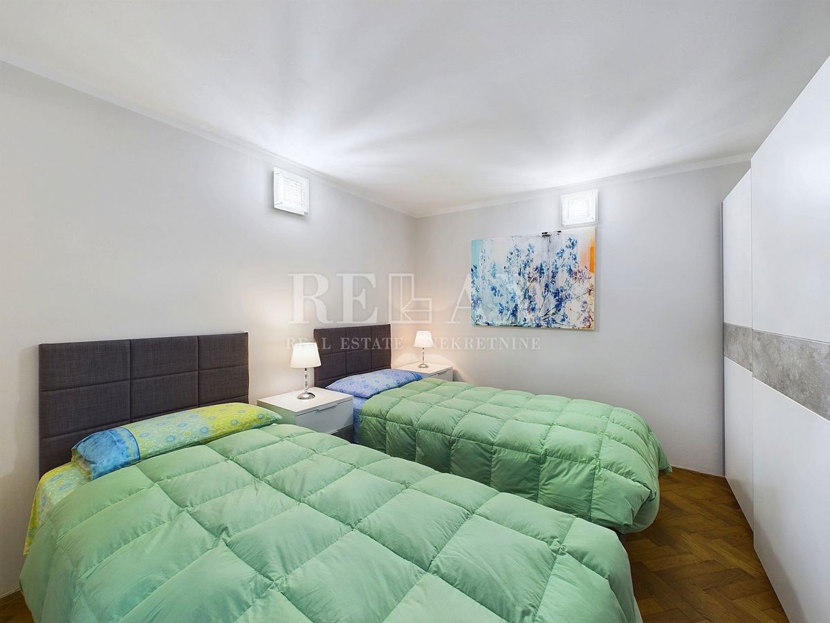 Dramalj - Casa di pietra ristrutturata con vista