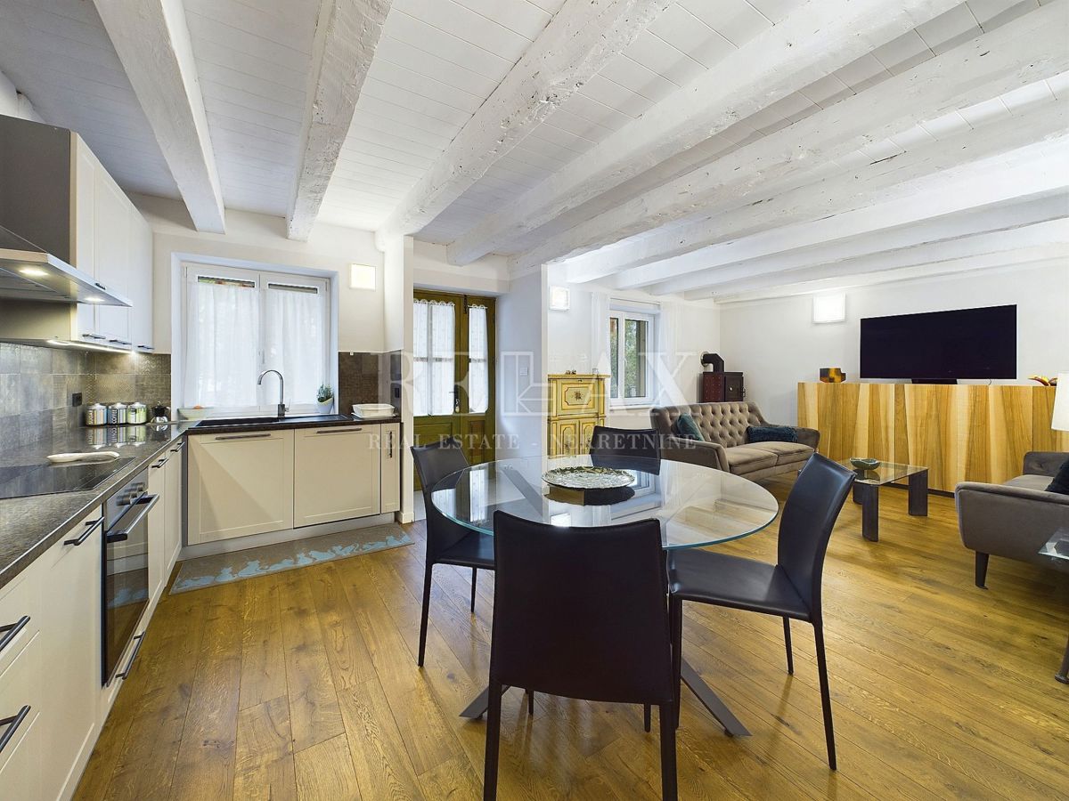 Dramalj - Casa di pietra ristrutturata con vista