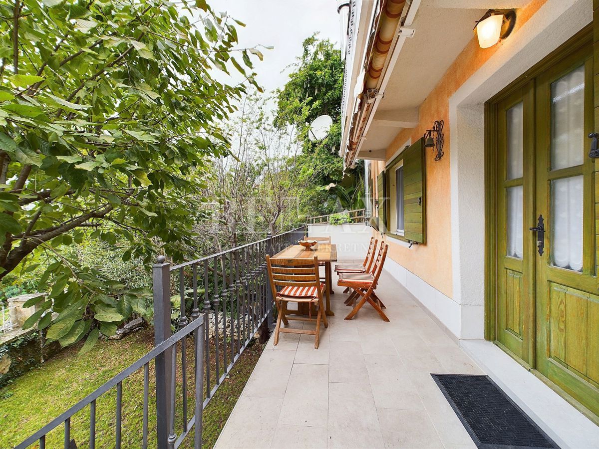 Dramalj - Casa di pietra ristrutturata con vista