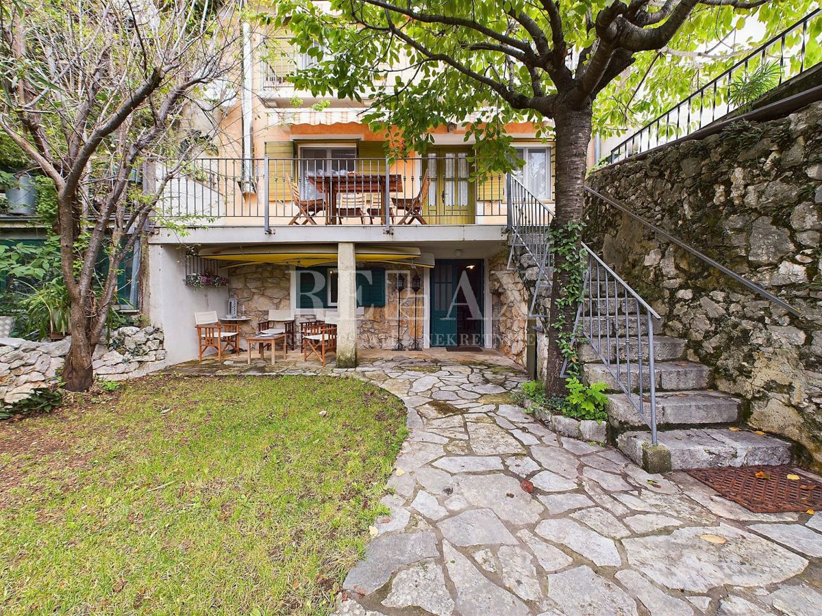 Dramalj - Casa di pietra ristrutturata con vista