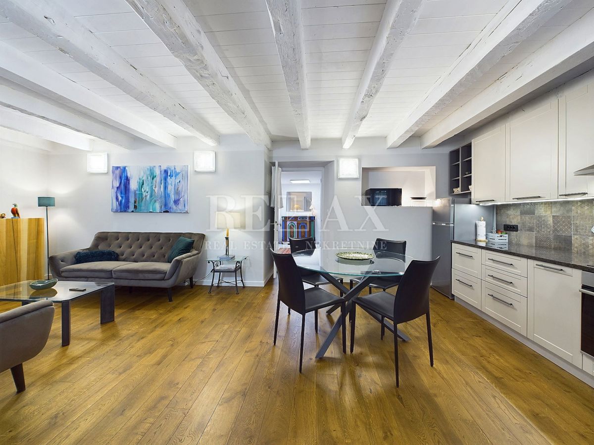 Dramalj - Casa di pietra ristrutturata con vista