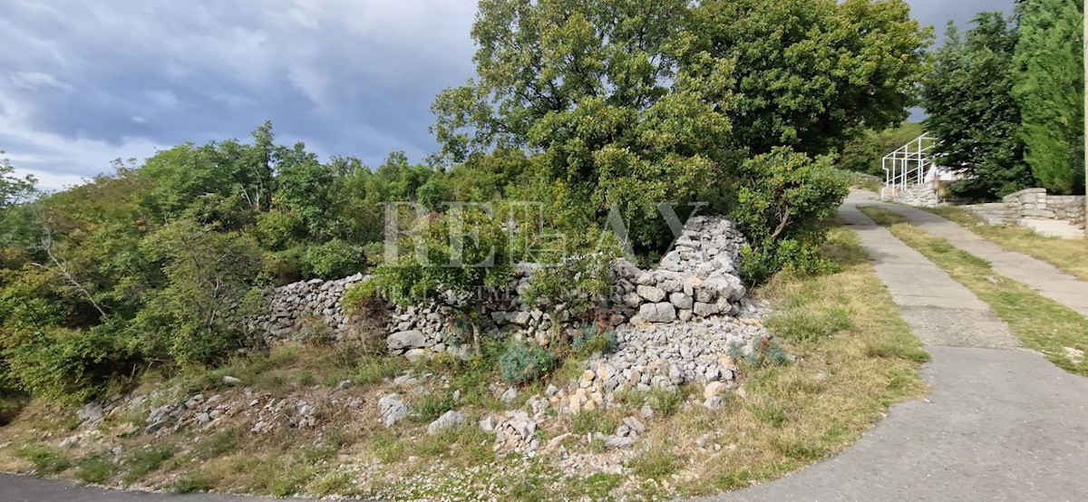 Senj, Bunica - terreno a 250 metri dal mare