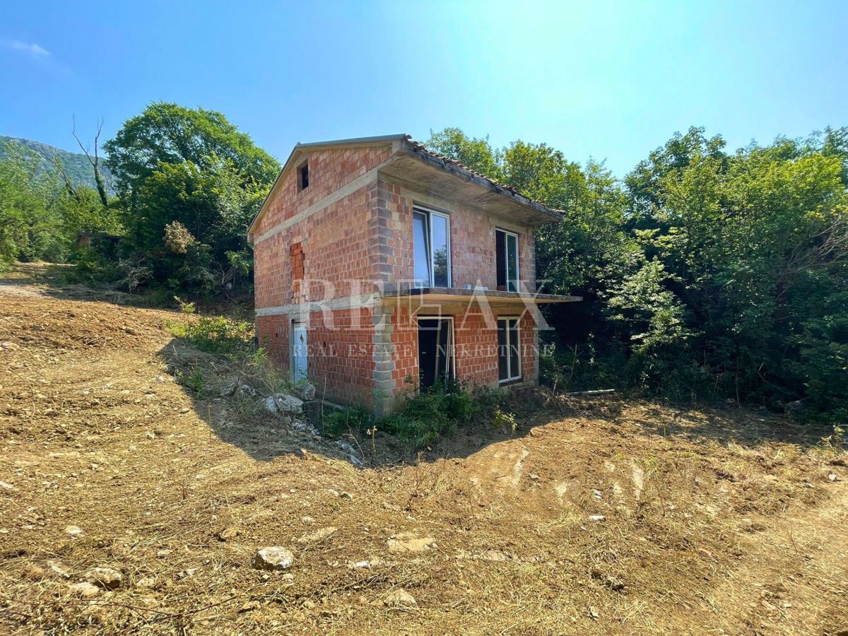 Bribir - iniziata la costruzione con un giardino