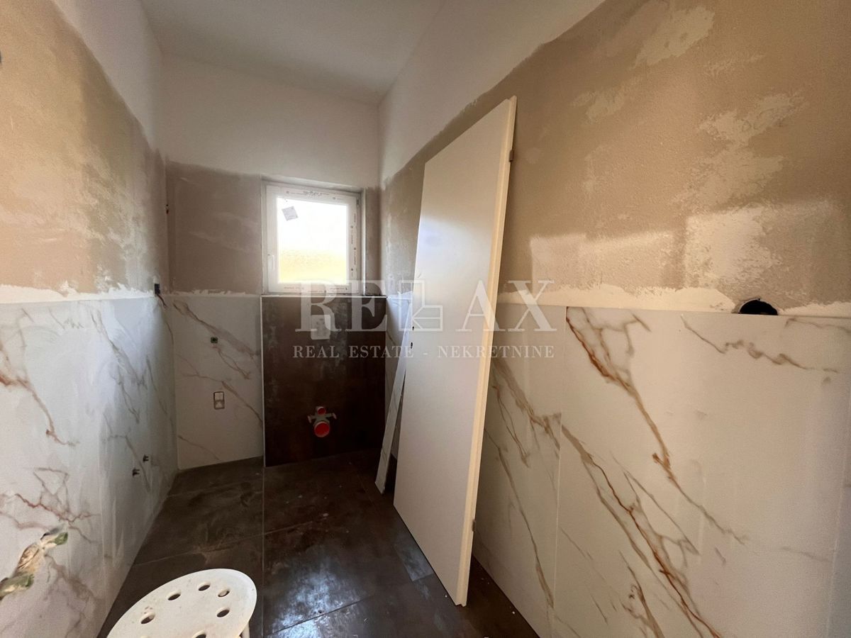 Krk, Risika - splendida casa in pietra