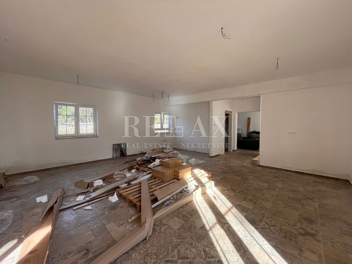 Krk, Risika - splendida casa in pietra
