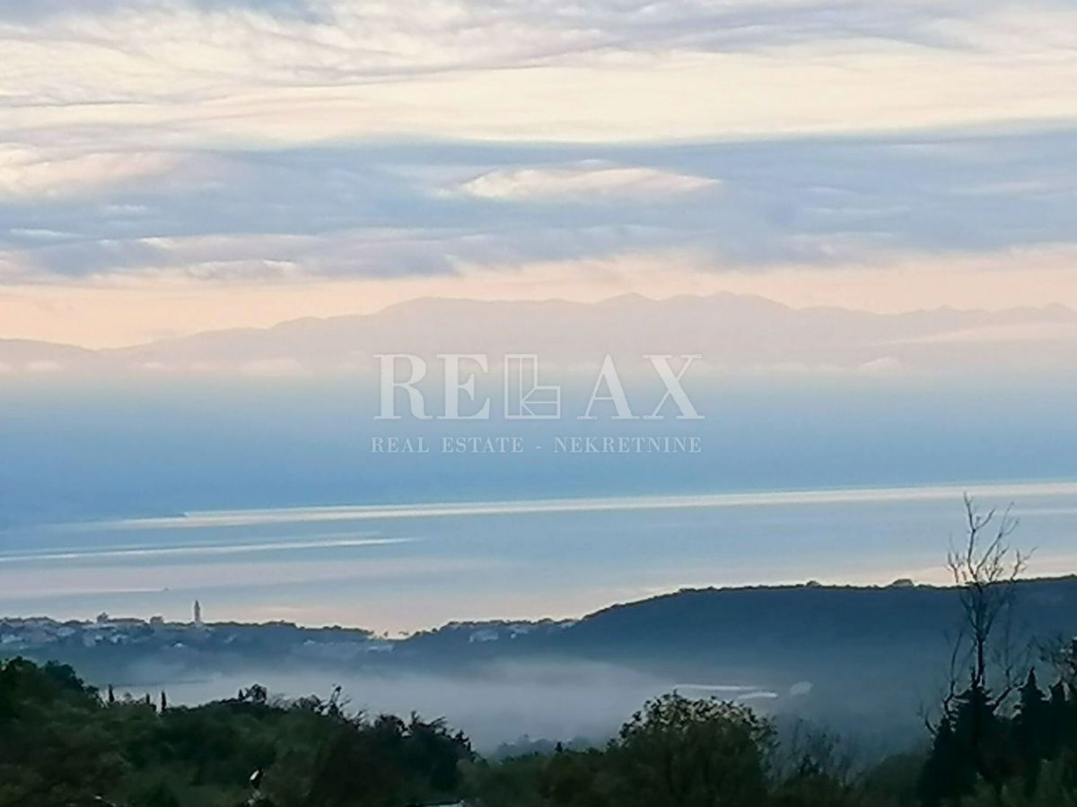 Bribir - casa in pietra da ristrutturare con vista