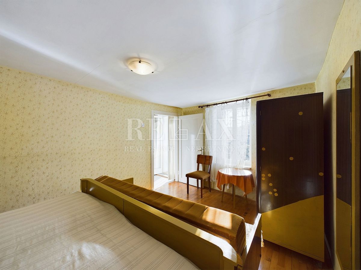 Novi Vinodolski - casa in pietra in una buona posizione