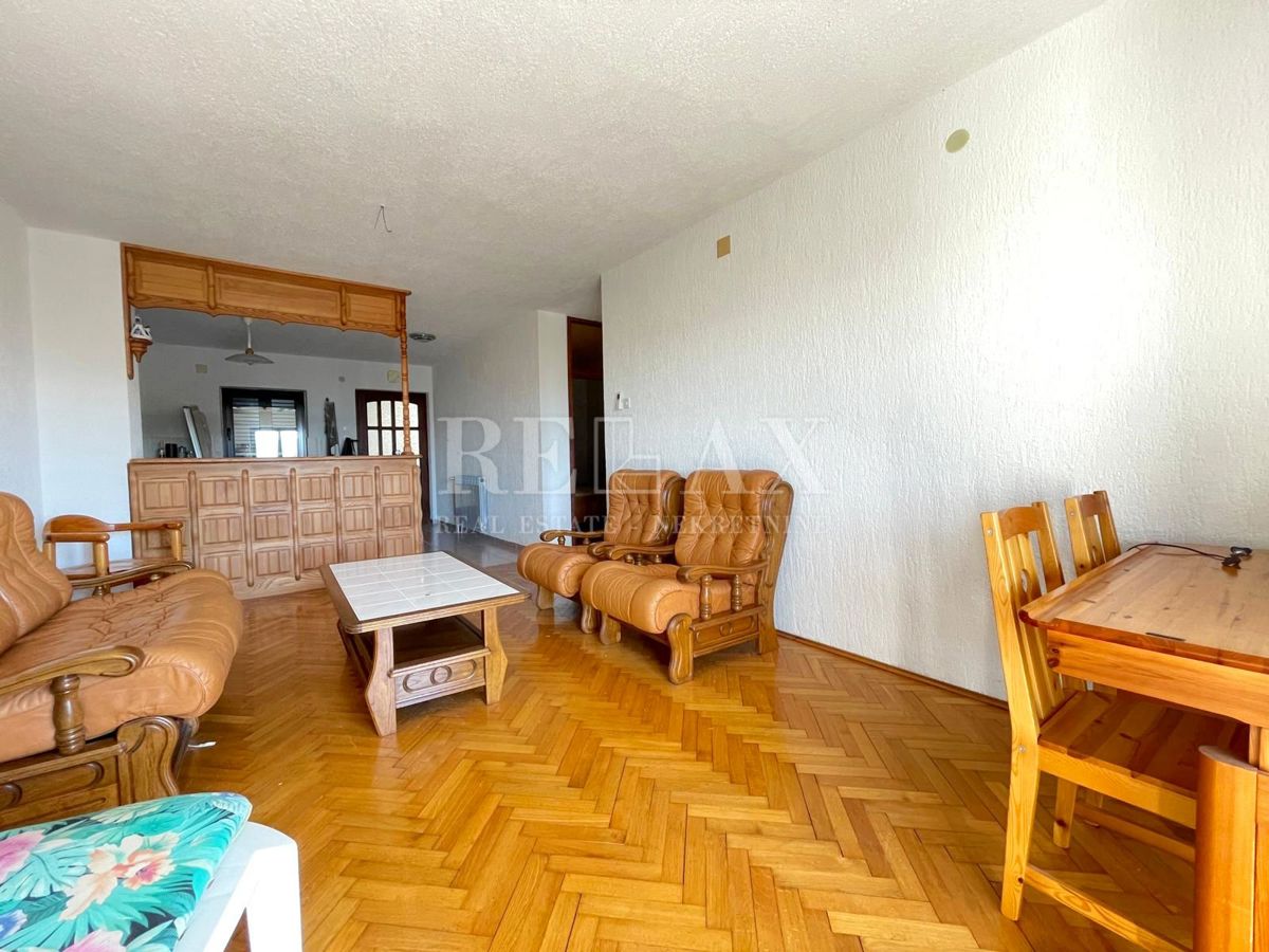 Smokvica Krmpotska-Casa con tre unità abitative