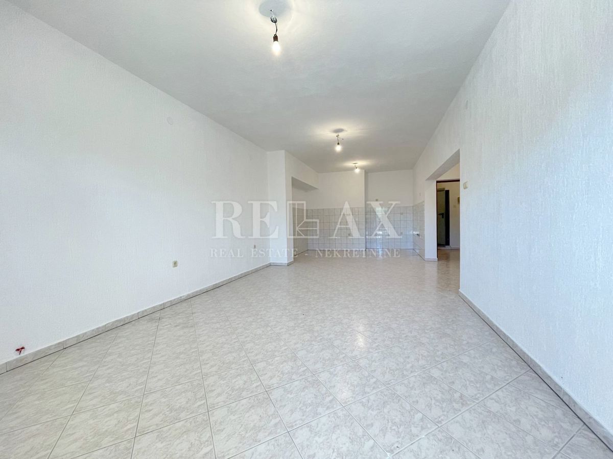 Smokvica Krmpotska-Casa con tre unità abitative