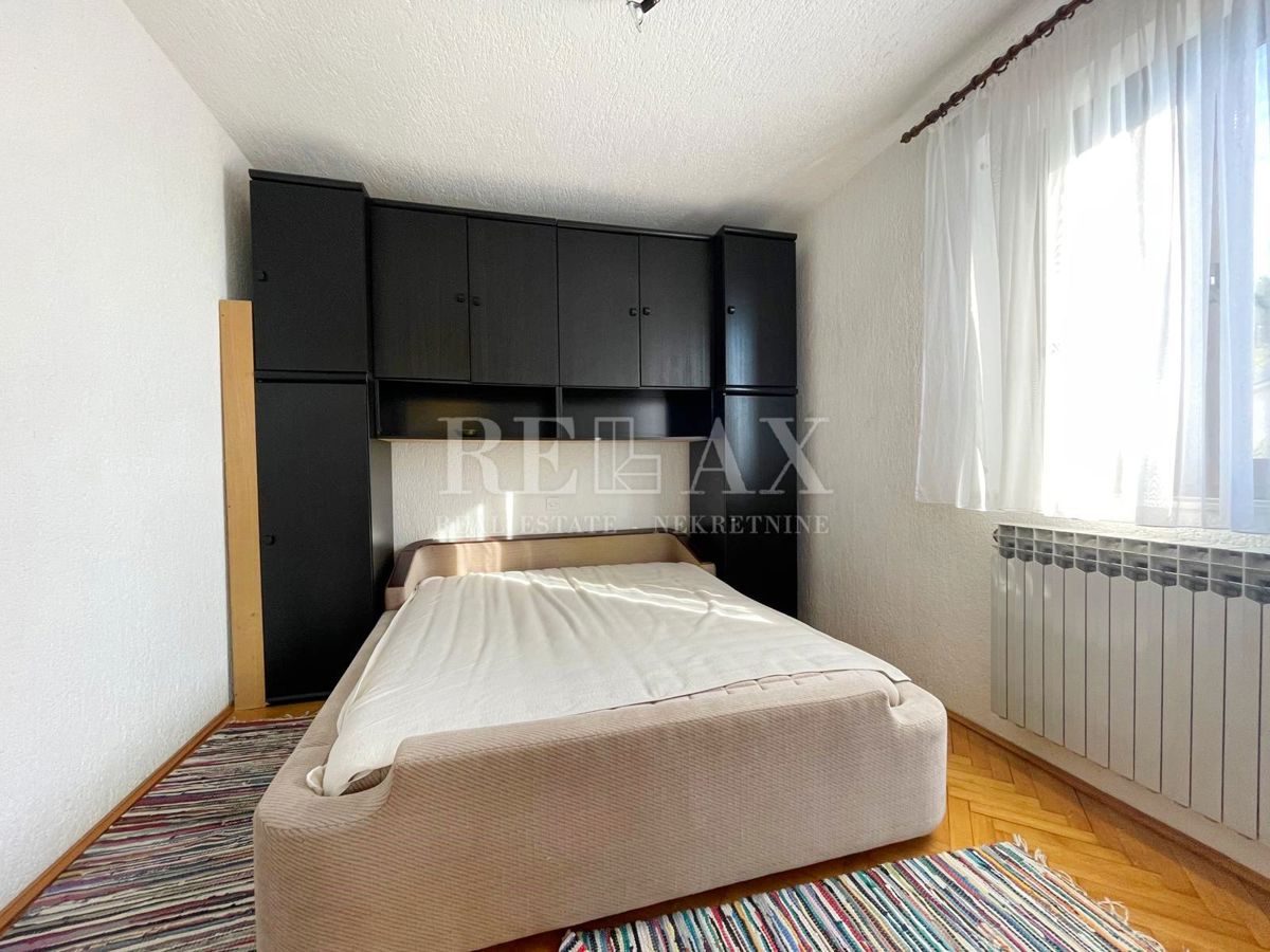 Smokvica Krmpotska-Casa con tre unità abitative