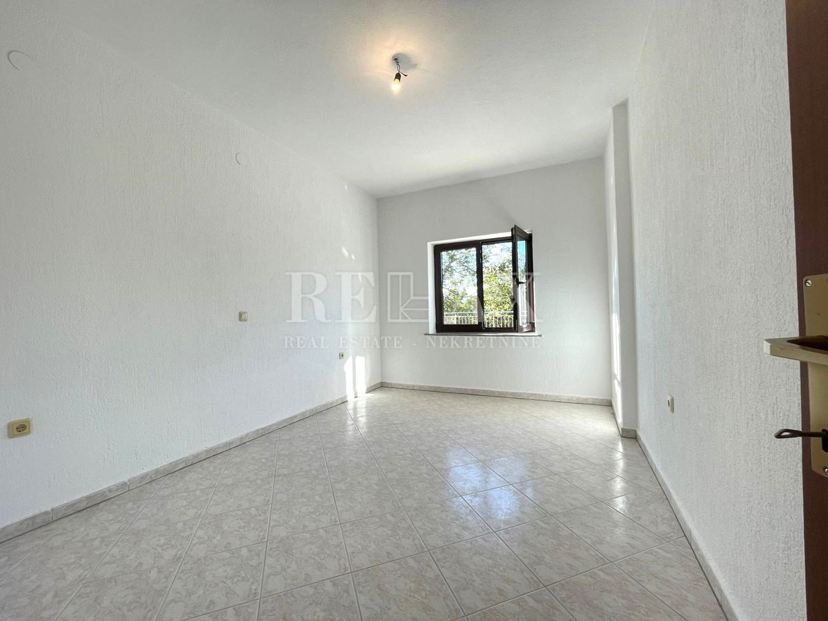 Smokvica Krmpotska-Casa con tre unità abitative