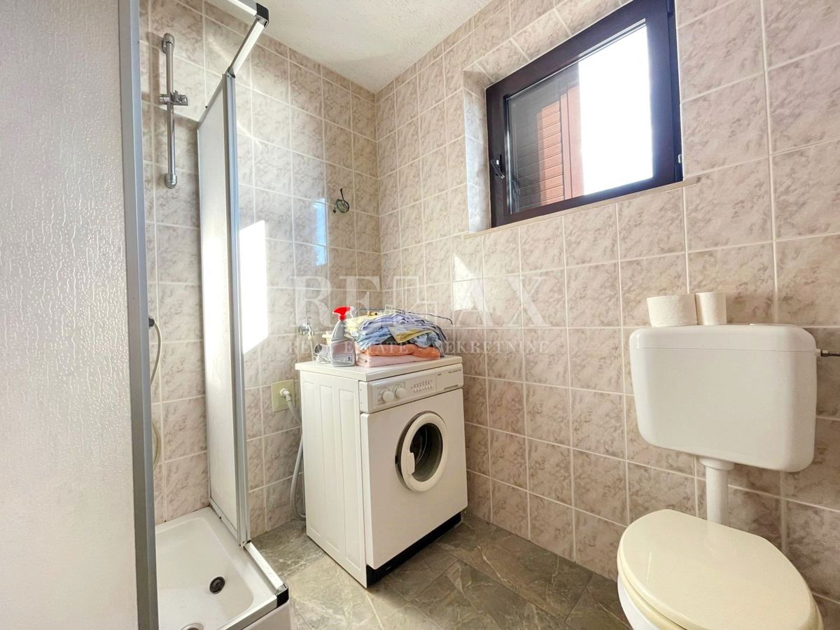 Smokvica Krmpotska-Casa con tre unità abitative